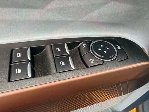 Used 2023 Ford Maverick Lariat w/ Lariat Luxury Package image 17