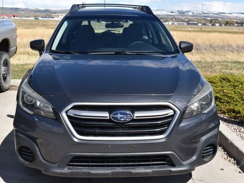 Used 2019 Subaru Outback 2.5i AWD/4WD image 2