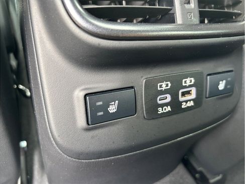 Used 2025 Subaru Outback Wilderness AWD/4WD image 39