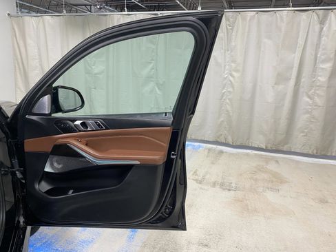 Certified 2023 BMW X5 M50i w/ Executive Package image 24