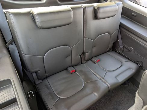 Used 2012 Nissan Pathfinder LE image 19