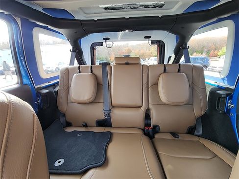 Used 2022 Jeep Wrangler Unlimited Rubicon 4xe w/ Cold Weather Group image 25