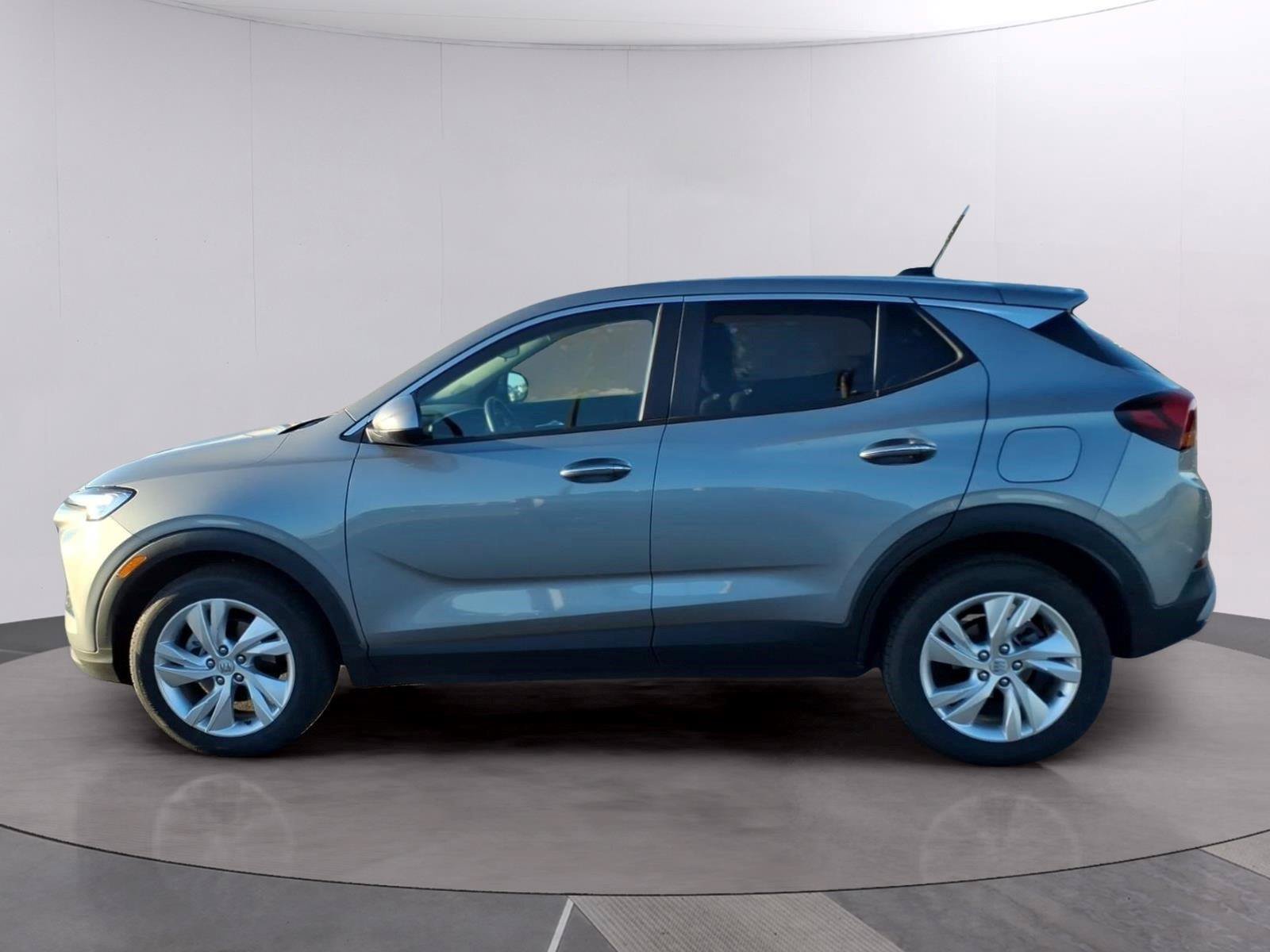 Used 2026 Buick Encore GX Preferred FWD image 2