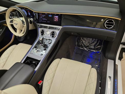Certified 2022 Bentley Continental GT Mulliner AWD/4WD image 4
