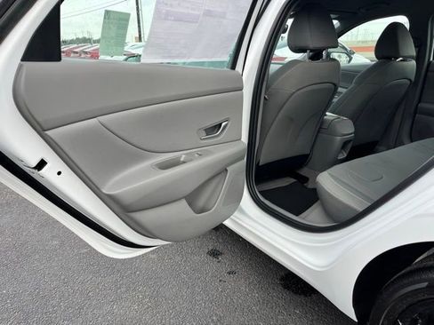 New 2026 Hyundai Elantra Sport FWD image 17