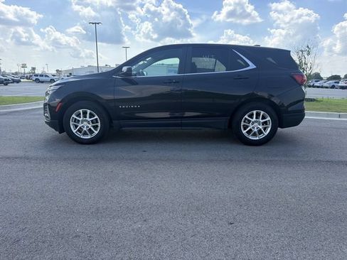 Used 2024 Chevrolet Equinox LT FWD image 2