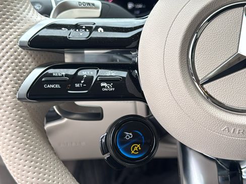 Used 2024 Mercedes-Benz AMG GT 43 image 23