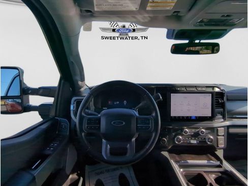 Used 2024 Ford F250 Lariat w/ FX4 Off-Road Package AWD/4WD image 13