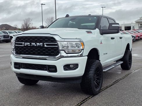 Used 2024 RAM 2500 Big Horn w/ Off Road Package image 3