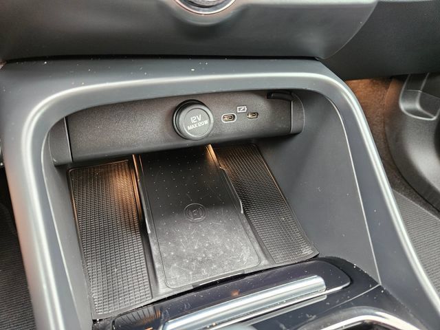Certified 2023 Volvo C40 P8 Recharge Ultimate AWD/4WD image 27