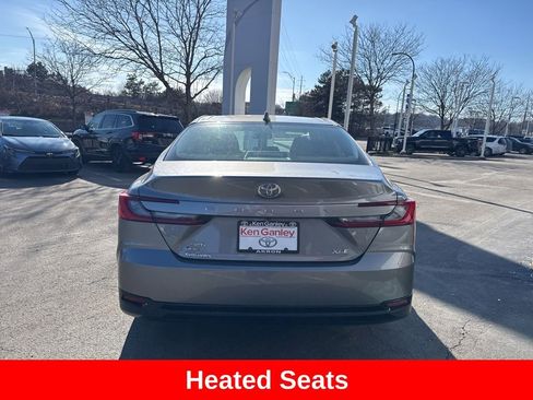 Used 2026 Toyota Camry XLE image 6