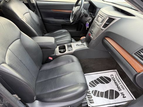 Used 2013 Subaru Outback 2.5i Limited image 6