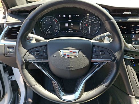 Certified 2023 Cadillac XT6 Sport w/ Technology Package AWD/4WD image 20