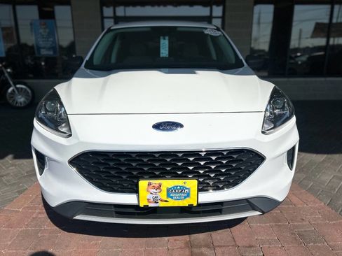 Used 2022 Ford Escape SE w/ Cold Weather Package image 17