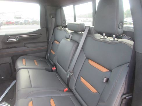 New 2026 GMC Sierra 1500 AT4 w/ AT4 Premium Package AWD/4WD image 13