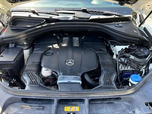 Used 2019 Mercedes-Benz GLE 400 GLE 400 image 32