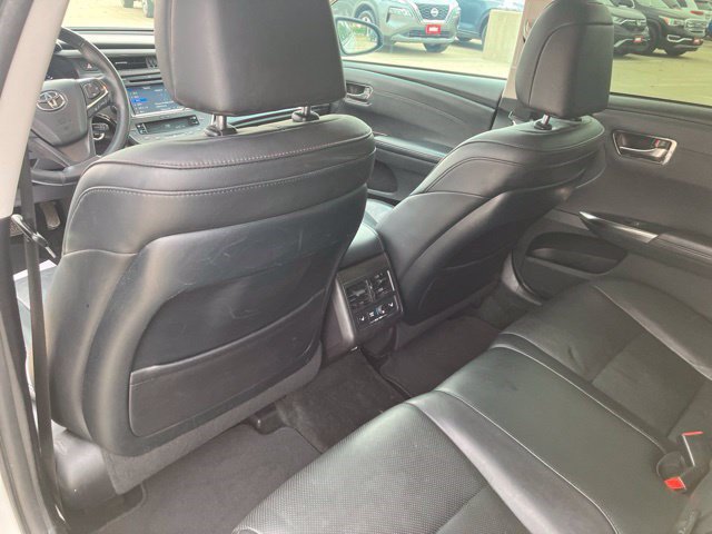 Used 2017 Toyota Avalon Limited FWD image 23