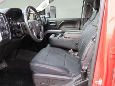 Used 2016 Chevrolet Silverado 2500 LT w/ LT Convenience Package image 19