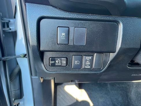 Used 2020 Toyota Tacoma TRD Off-Road image 26