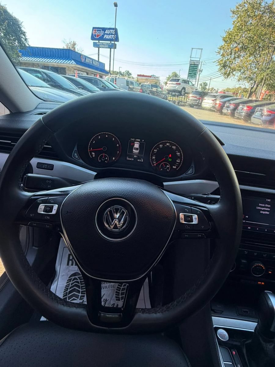 Used 2021 Volkswagen Passat 2.0T SE FWD image 21