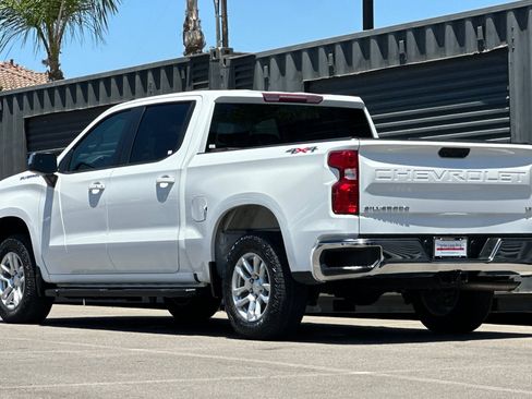 Used 2023 Chevrolet Silverado 1500 LT AWD/4WD image 3