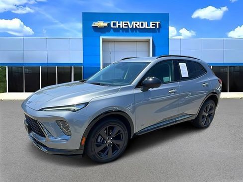 Used 2025 Buick Envision Sport Touring AWD/4WD image 8