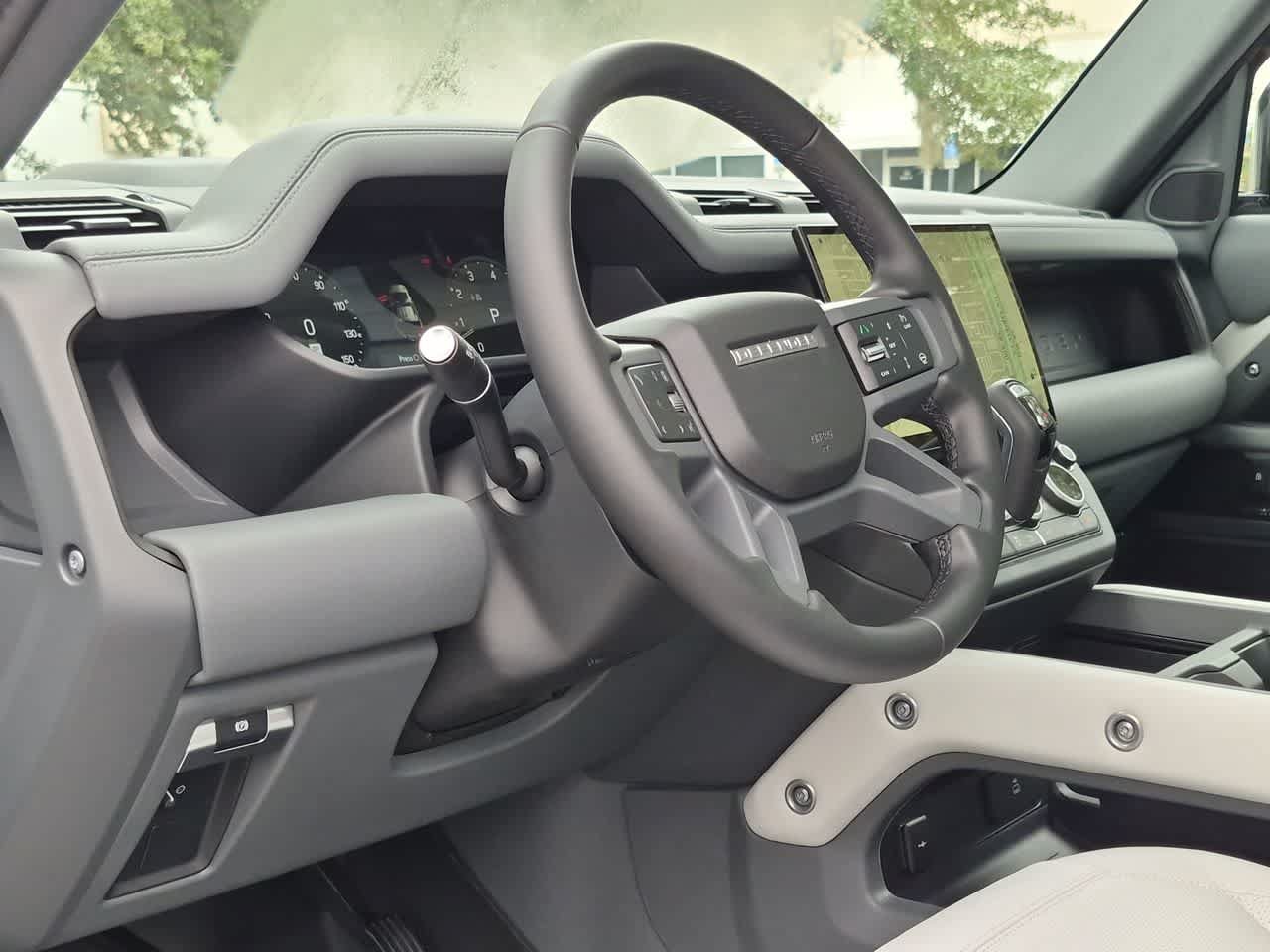 New 2026 Land Rover Defender 110 X-Dynamic SE AWD/4WD image 10