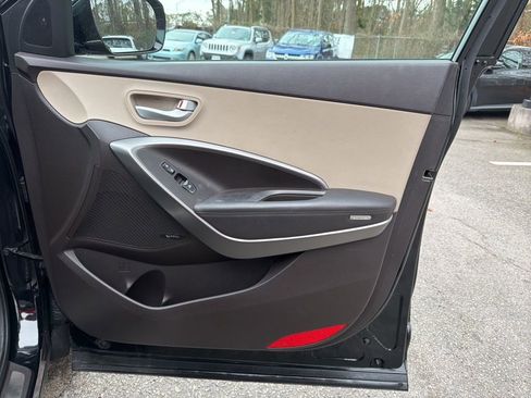 Used 2017 Hyundai Santa Fe Sport w/ 2.4L Tech Package 04 image 30