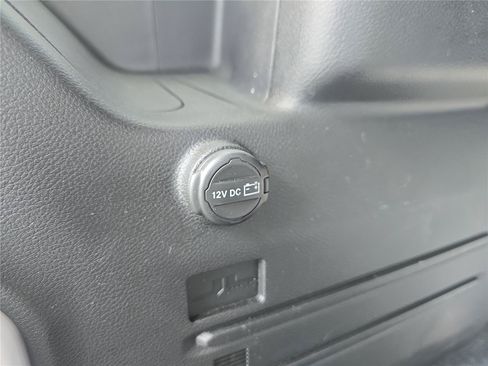 Used 2024 Jeep Wrangler Unlimited Sport AWD/4WD image 8