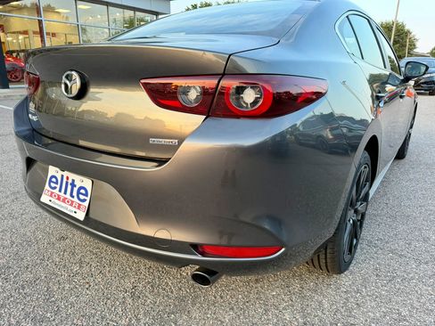 Used 2025 MAZDA MAZDA3 s FWD image 14