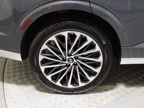 Used 2026 Hyundai Palisade Calligraphy AWD/4WD image 37