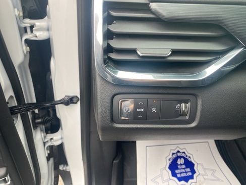 New 2025 GMC Acadia Elevation w/ Black Edition image 19