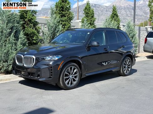 Used 2026 BMW X5 xDrive40i w/ M Sport Package AWD/4WD image 3