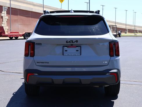 Used 2025 Kia Sorento X-Line EX AWD/4WD image 31