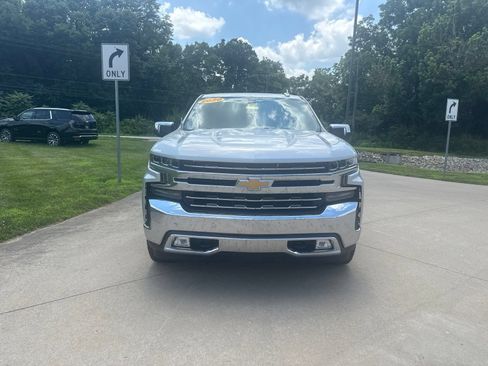 Used 2020 Chevrolet Silverado 1500 LTZ AWD/4WD image 2