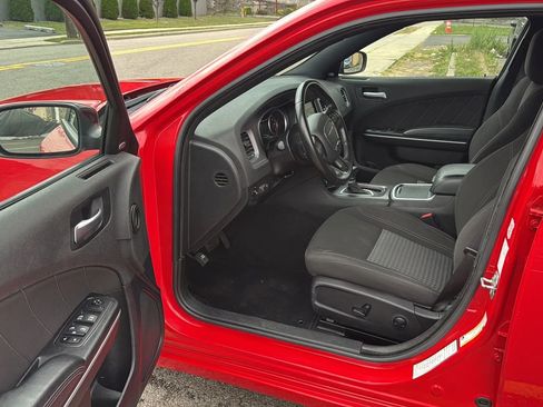 Used 2023 Dodge Charger SXT image 22
