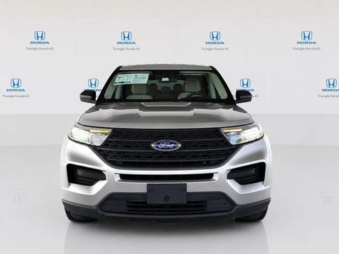 Used 2023 Ford Explorer 2WD image 2