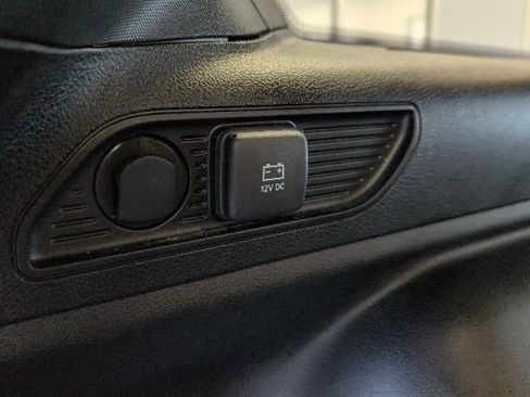 Used 2023 Jeep Grand Cherokee Altitude AWD/4WD image 32