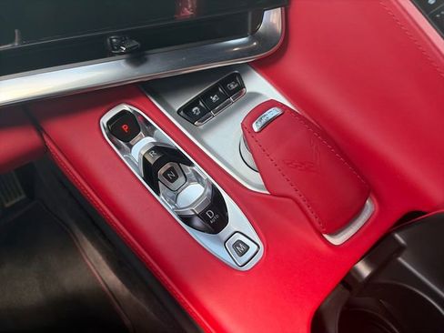 Used 2024 Chevrolet Corvette Stingray Premium Conv w/ Battery Protection Package image 20