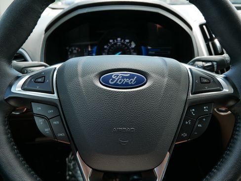 Used 2024 Ford Edge SEL w/ Convenience Package AWD/4WD image 23