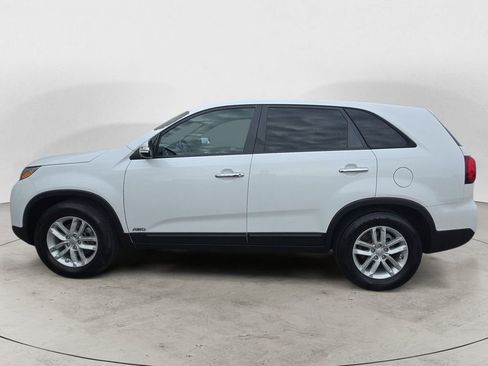 Used 2015 Kia Sorento LX AWD/4WD image 2