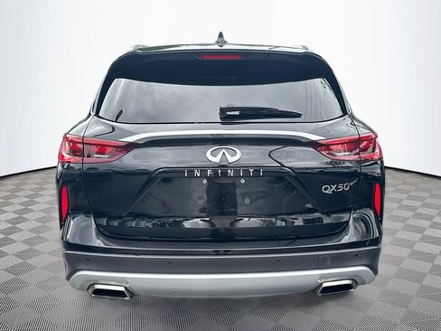 Used 2023 INFINITI QX50 Luxe FWD image 7