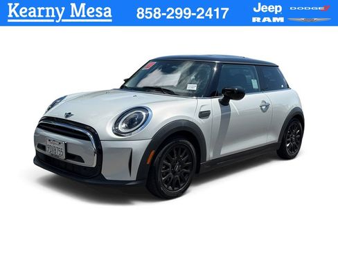 Used 2023 MINI Cooper 2-Door Hardtop FWD image 1