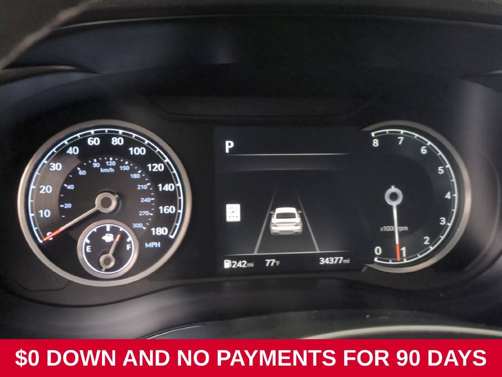 Used 2025 Genesis G70 2.5T RWD image 16
