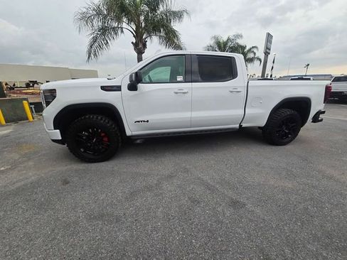 Used 2026 GMC Sierra 1500 AT4 w/ AT4 Premium Package AWD/4WD image 9