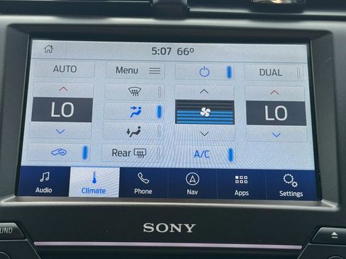 Used 2020 Ford Fusion Energi Titanium FWD image 34