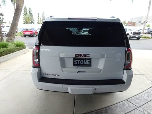Certified 2019 GMC Yukon XL SLT w/ Open Road Package RWD image 7