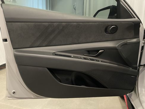 Used 2025 Hyundai Elantra N w/ Cargo Package FWD image 12