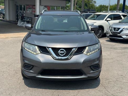 Used 2016 Nissan Rogue S FWD image 2