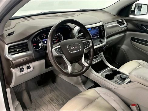 Used 2022 GMC Acadia SLT w/ Preferred Package FWD image 13